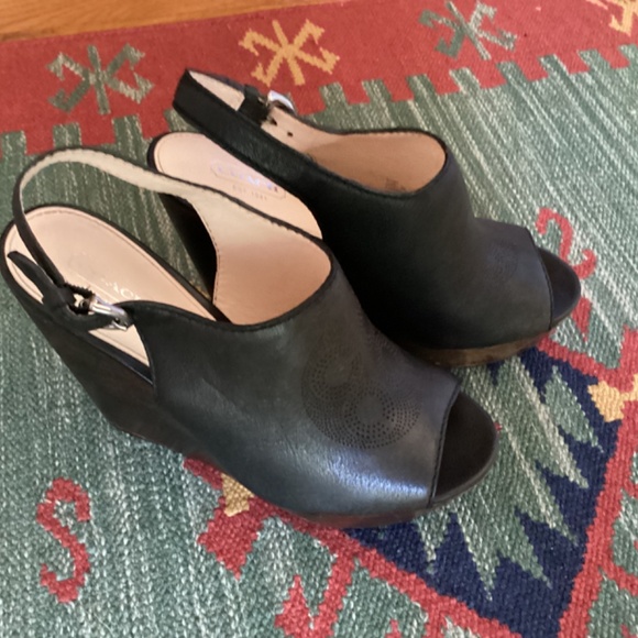 Coach Jade Wood Strap Wedge - Picture 8 of 9